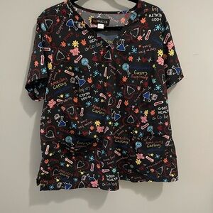 Koi Basics Size 2X Scrub Top black with colorful print  nursing lingo boxAH